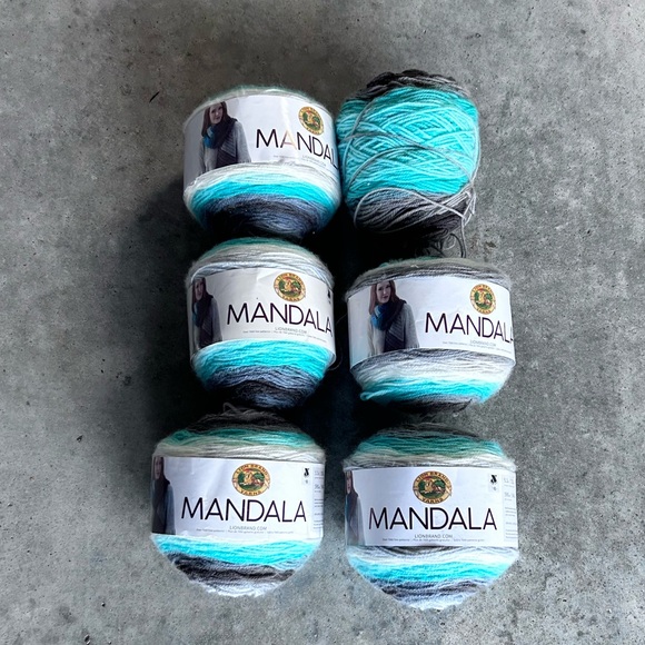 6 Lion Brand Mandala Light Acrylic Genie Yarn, 590 yd - Picture 1 of 4